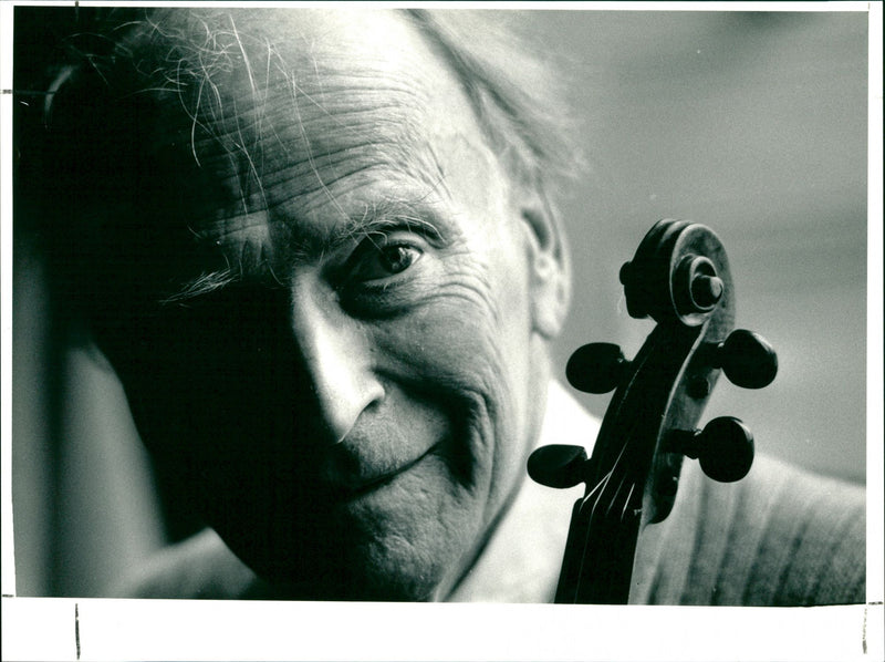 Sir Yehudi Menuhin - Vintage Photograph