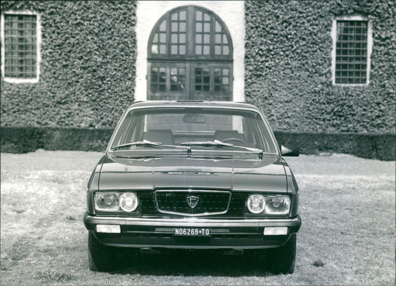 Lancia Gamma Berlina - Vintage Photograph