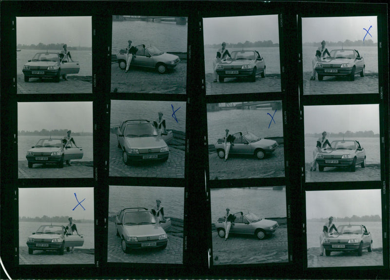 Peugeot 209 CJ Pininfarina - Vintage Photograph