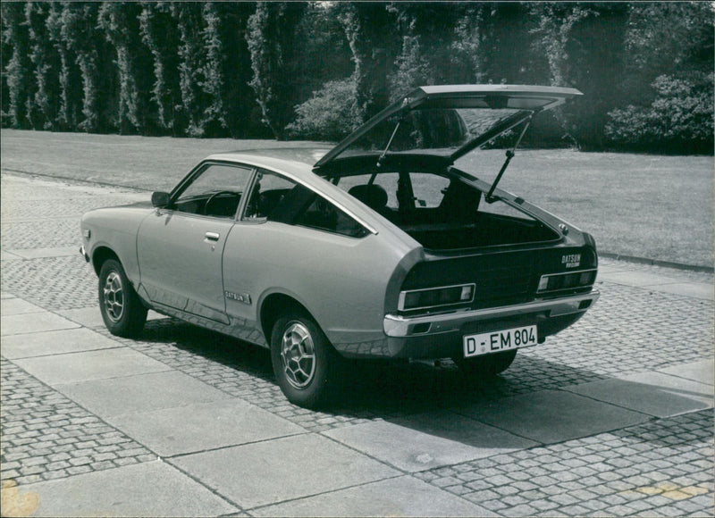 1977 Datsun B210 - Vintage Photograph