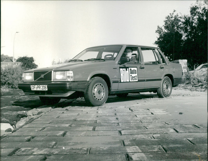 Volvo 760 - Vintage Photograph