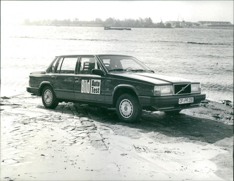 Volvo 760 - Vintage Photograph