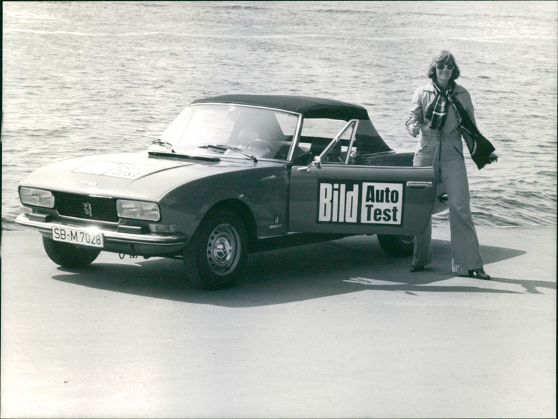 Peugeot 504 Cabrio - Vintage Photograph