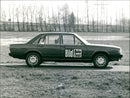 Audi 100 L - Vintage Photograph