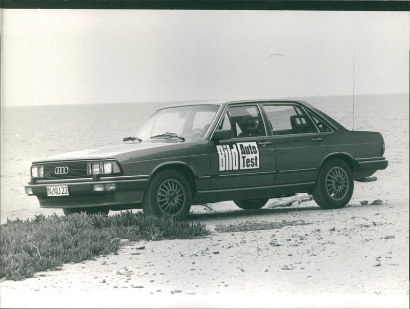 Audi 200 5T Turbo 1980 - Vintage Photograph