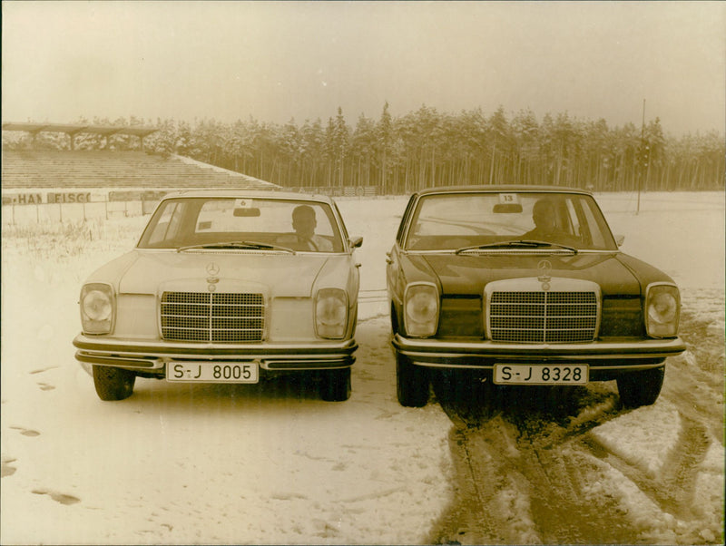 1968 Mercedes-Benz 250 C, front view - Vintage Photograph