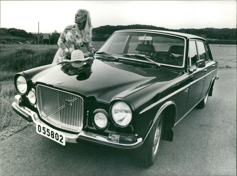 Volvo 164 - Vintage Photograph