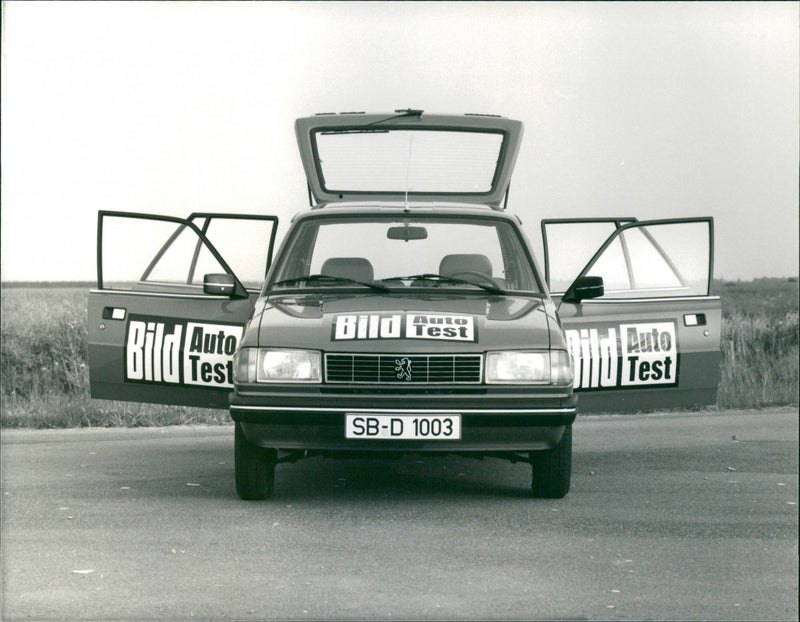 Front View of Peugeot 305 GLD Break - Vintage Photograph