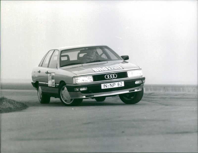 Audi 200 Turbo - Vintage Photograph