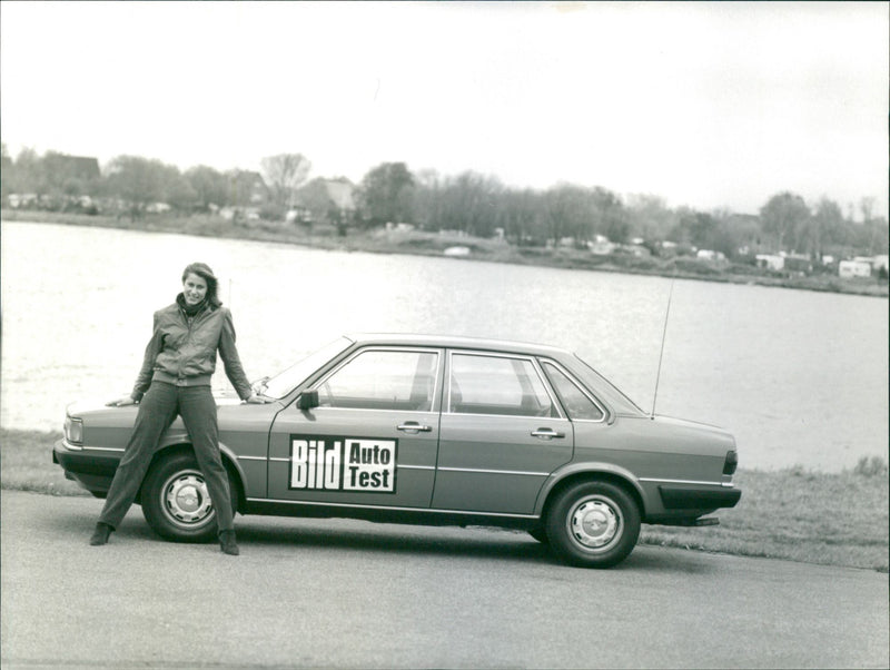 Audi 80GL Diesel - Vintage Photograph