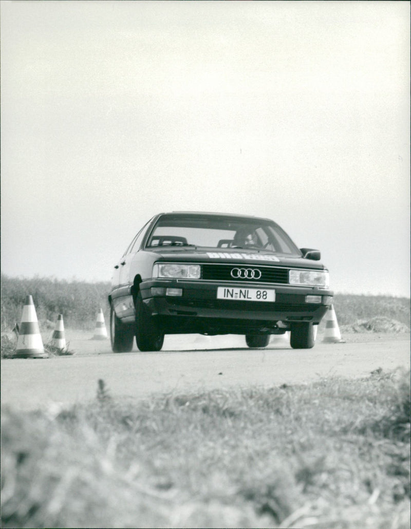 Audi 200 Turbo - Vintage Photograph