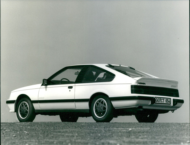 Opel Monza GSE - Vintage Photograph