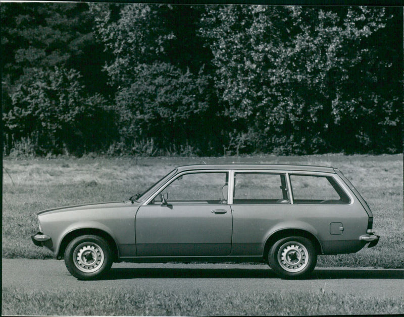 Opel Kadett Caravan L - Vintage Photograph