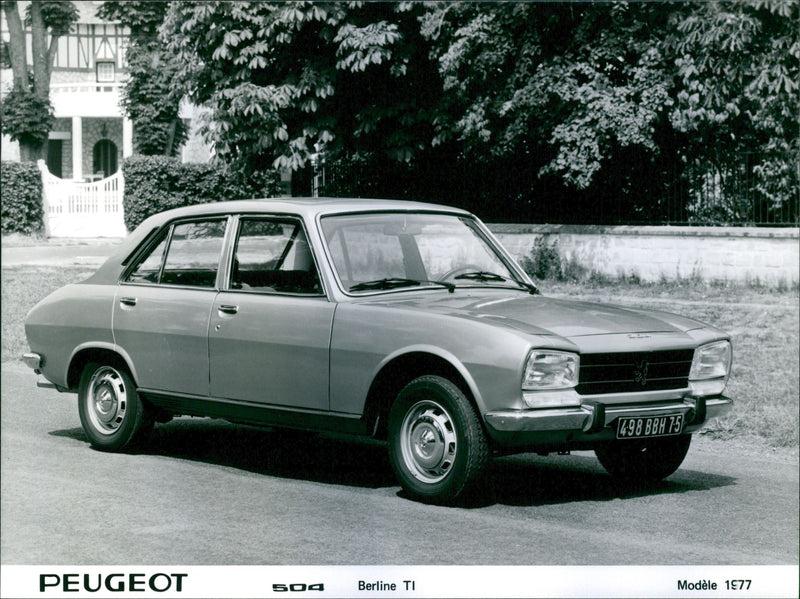 Peugeot 504 Berline TI - Vintage Photograph