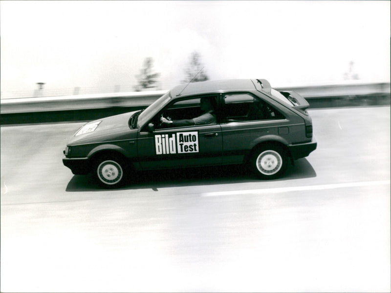 Mazda 323 GTX 1.6i - Vintage Photograph