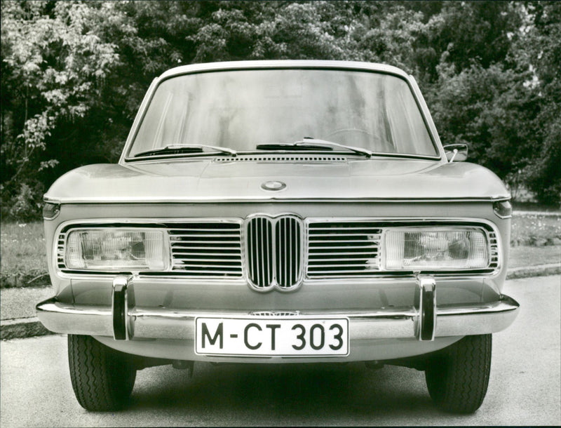 1969 BMW 2000 - Vintage Photograph