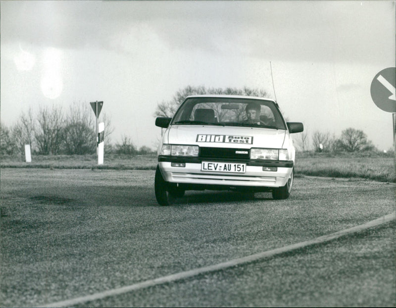 Mazda 626 LX - Vintage Photograph