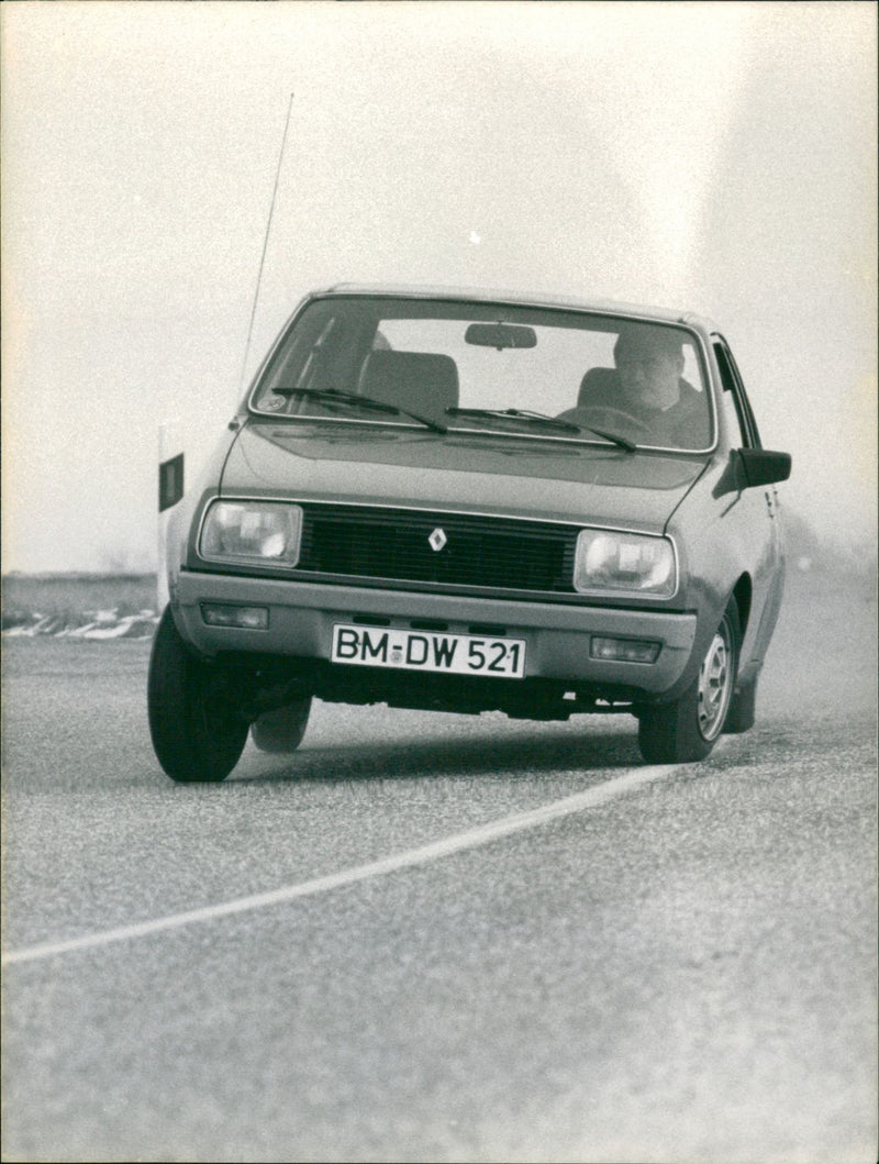 Renault - Vintage Photograph