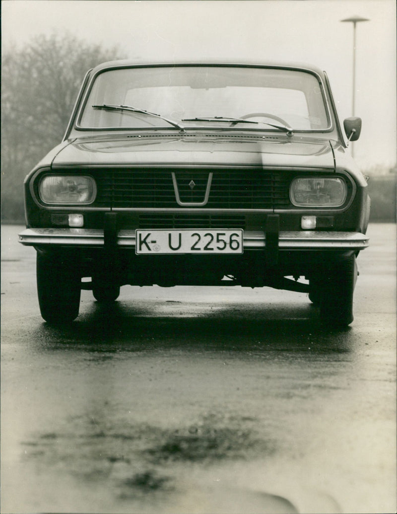 Renault - Vintage Photograph