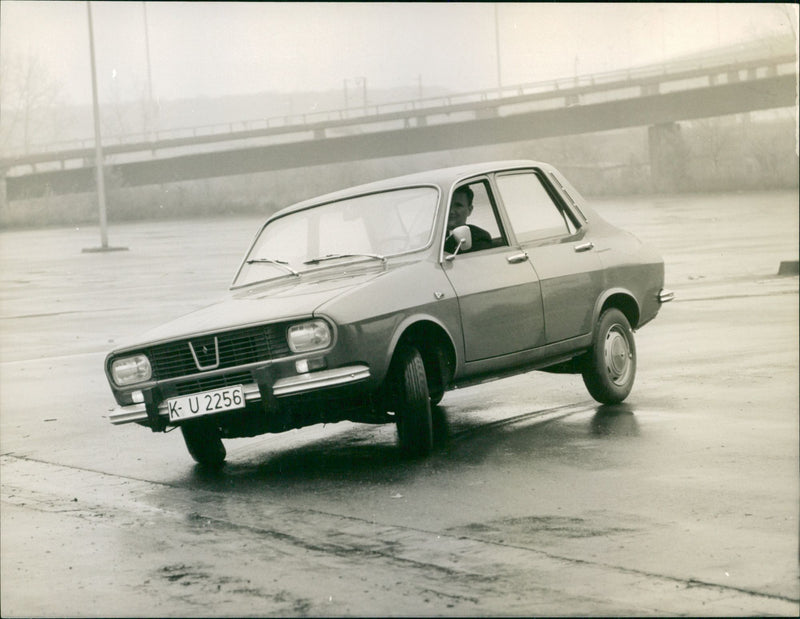 Renault - Vintage Photograph