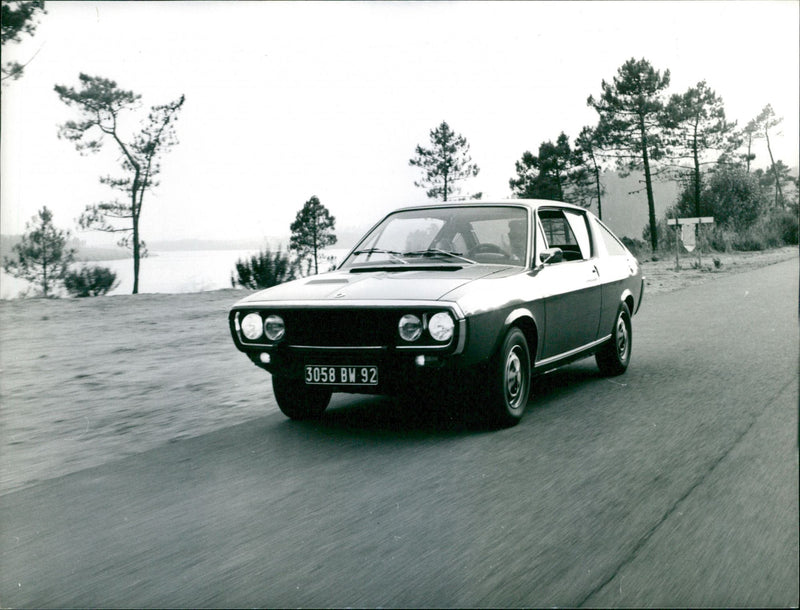 Renault - Vintage Photograph