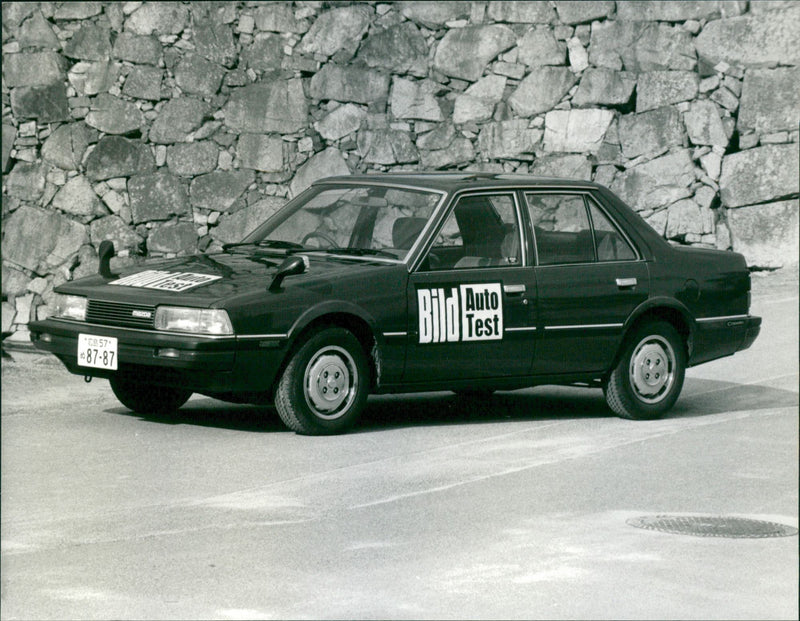 Mazda 626 GLX 2.0 - Vintage Photograph