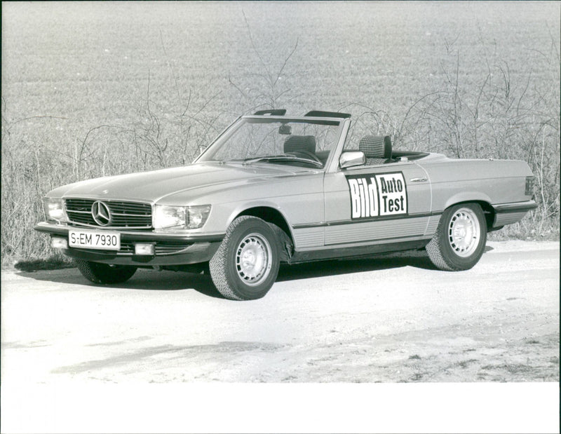 Mercedez Benz 280 SL - Vintage Photograph