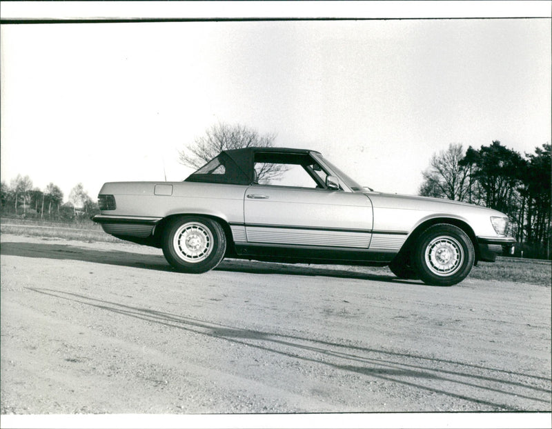 Mercedez Benz 280 SL - Vintage Photograph