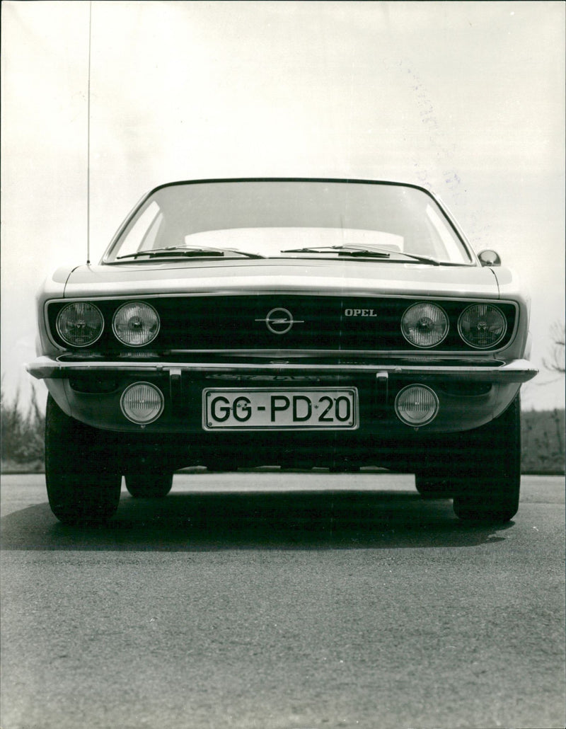 Opel Manta S - Vintage Photograph