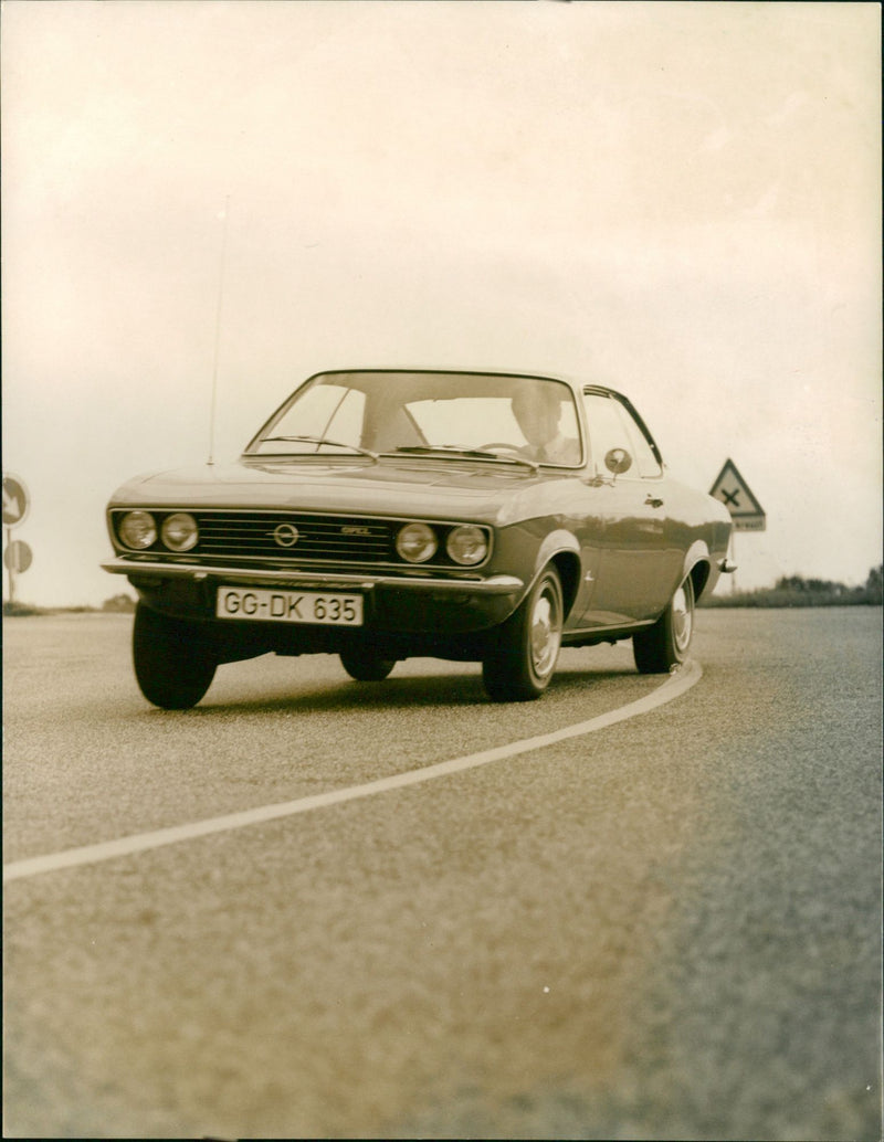 Opel Manta S - Vintage Photograph