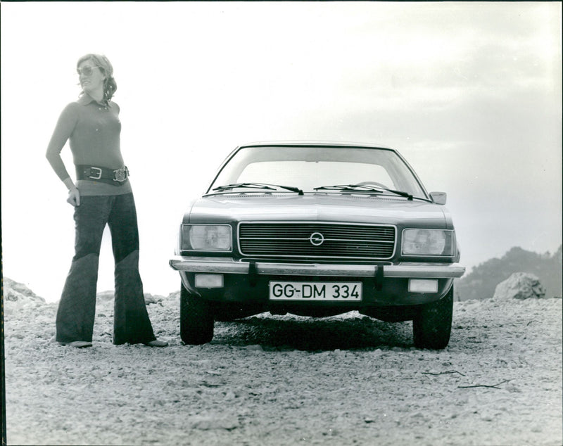 Opel Varius - Vintage Photograph