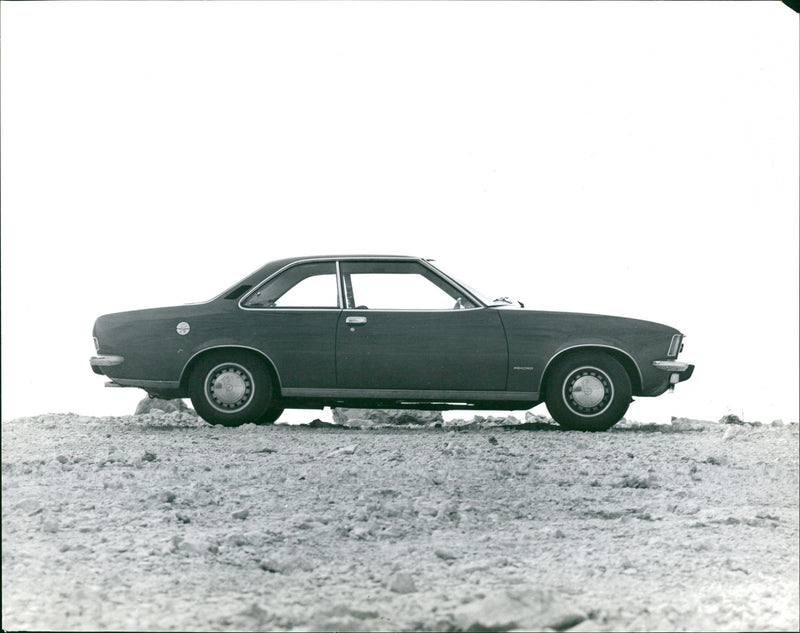 Opel Varius - Vintage Photograph