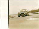 Opel Varius - Vintage Photograph