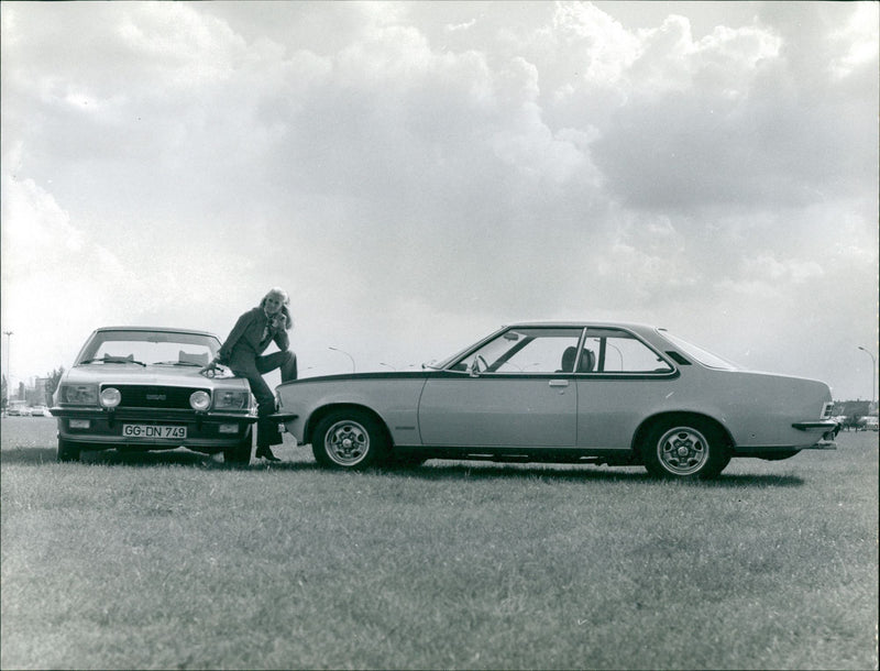 Opel Varius - Vintage Photograph