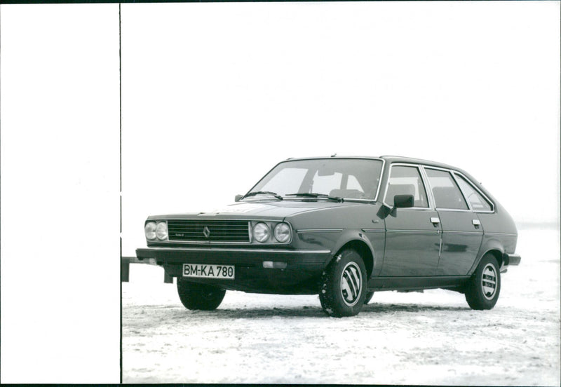 Renault Various Car. - Vintage Photograph