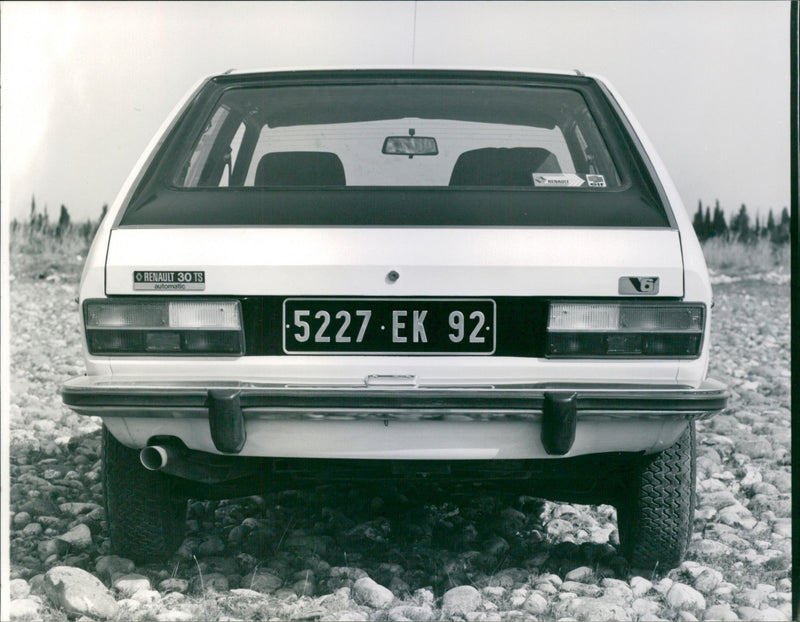 Renault Various Car. - Vintage Photograph