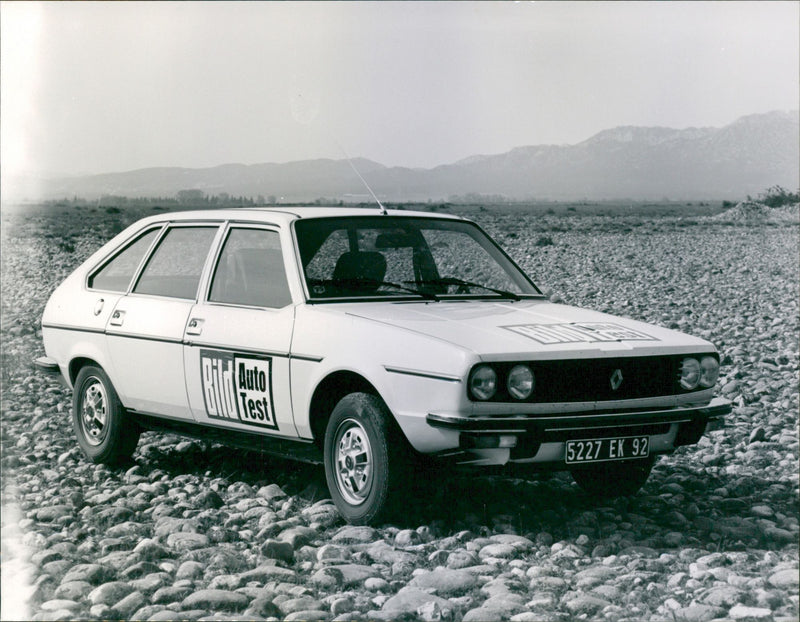 Renault Various Car. - Vintage Photograph