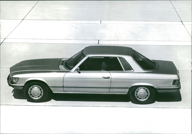 Mercedes-Benz 350 SLC - Vintage Photograph