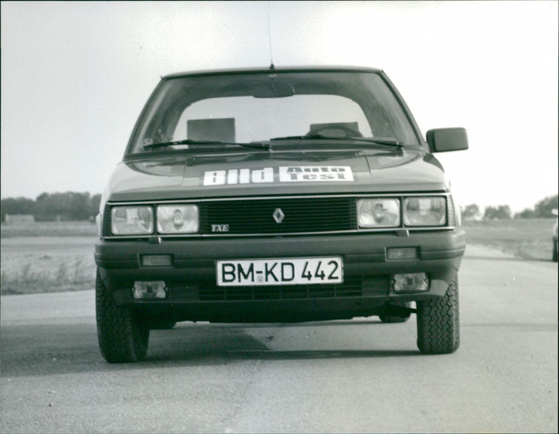 Renault - Vintage Photograph