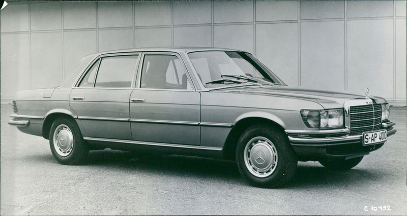 1977 Mercedes-Benz S-Class 450 SEL - Vintage Photograph