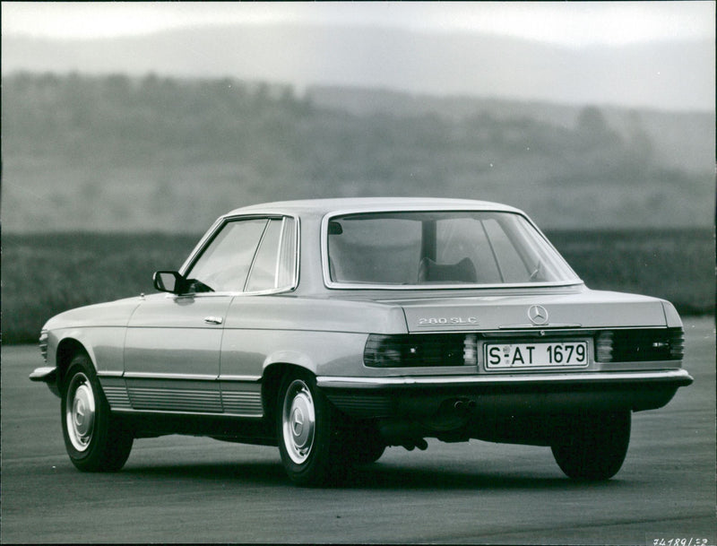 Mercedes-Benz 280 SL C - Vintage Photograph