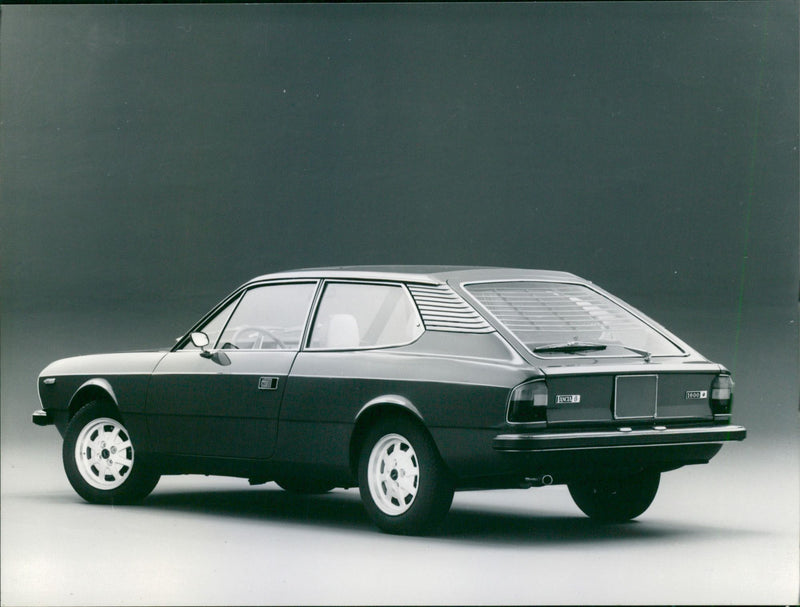 Lancia Beta HPE - Vintage Photograph