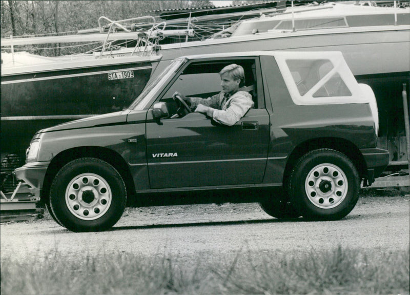 1988 Suzuki Vitara de Luxe Cabrio - Vintage Photograph