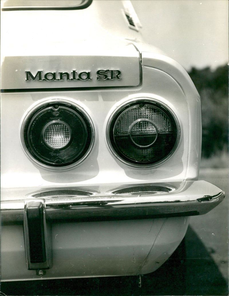 Manta SR - Vintage Photograph