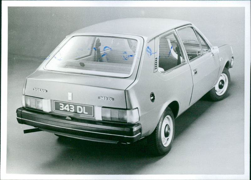 Volvo 343 DL - Vintage Photograph