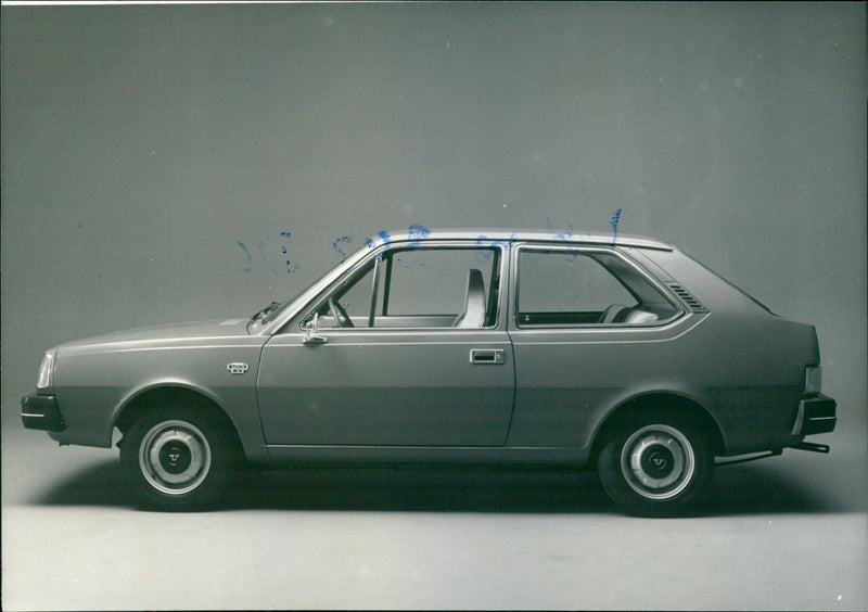 Volvo 343 DL - Vintage Photograph