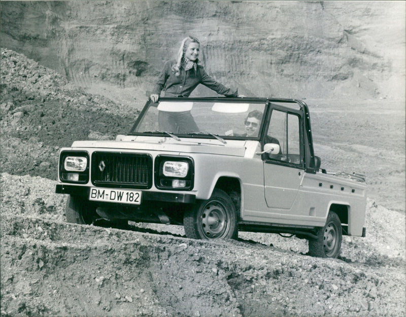 Renault 6 Rodeo - Vintage Photograph