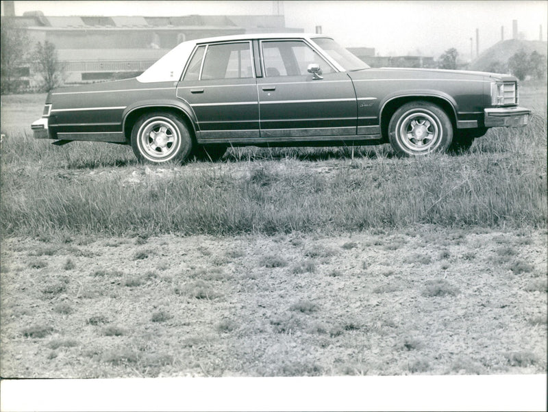1978 Oldsmobile Delta 88 - Vintage Photograph