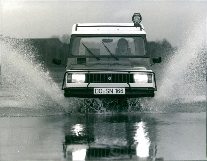 Renault - Vintage Photograph