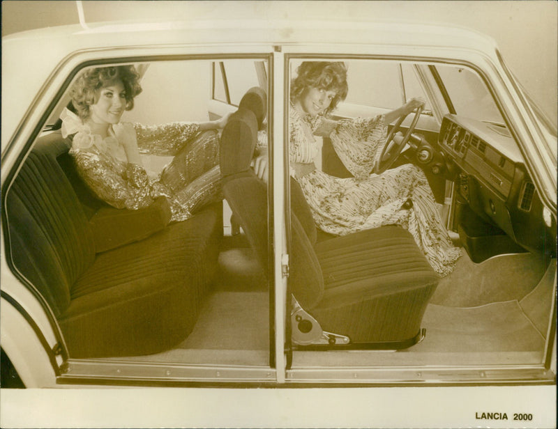 Lancia 2000 - Vintage Photograph